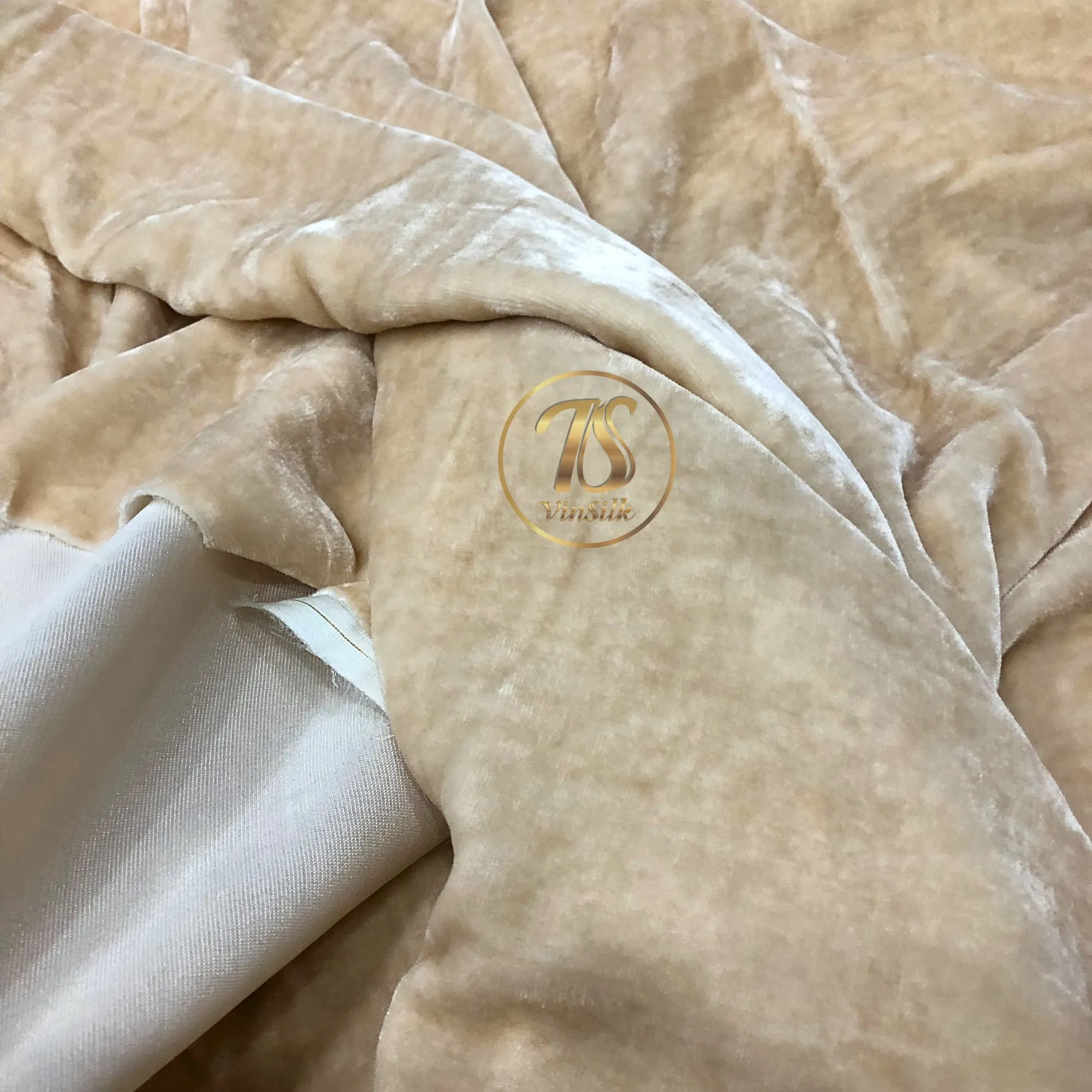 100% MULBERRY SILK VELVET fabric by the yard - Luxury Silk Velvet for Dress, Skirt, High End Garment - Silk apparel fabric - Ivory silk velvet - Silk for sewing