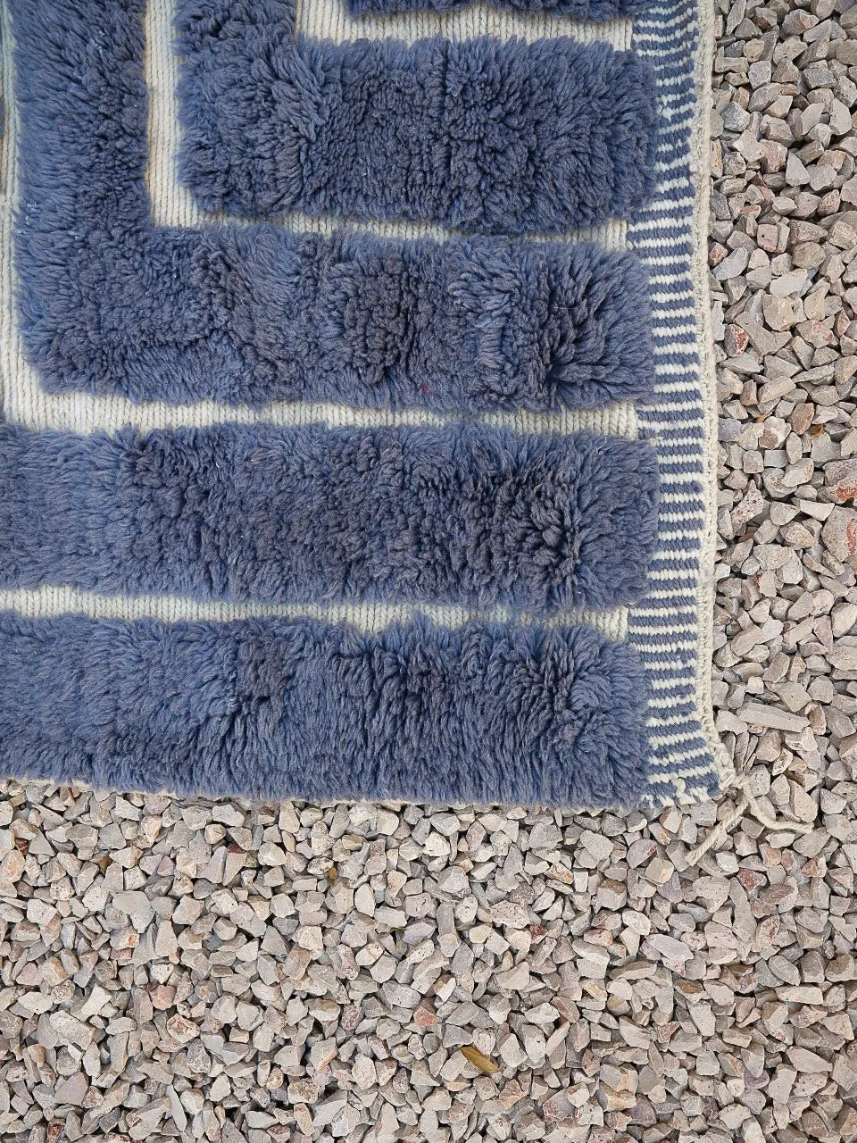 MRIRT BENI OURAIN RUG “BLUE MIST” 8’ 8” x 5’ 9”